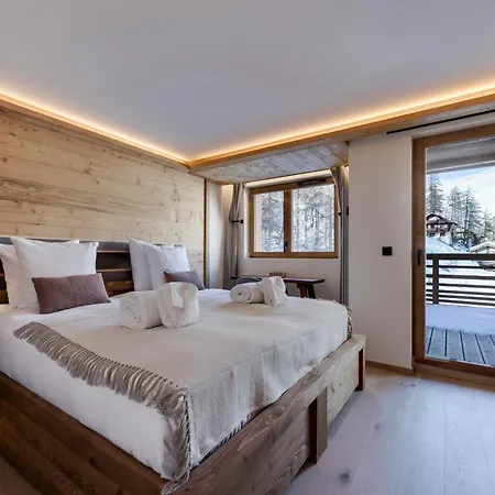Апартаменты Duplex De Gamme Pres Du Centre De Val D'isere, 4 Chambres, Parking - Fr-1-567-142