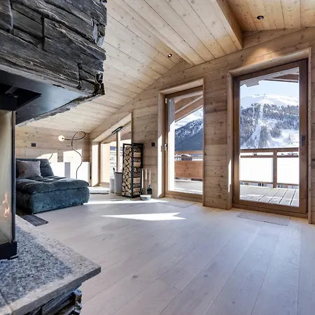 Duplex De Gamme Pres Du Centre De Val D'isere, 4 Chambres, Parking - Fr-1-567-142